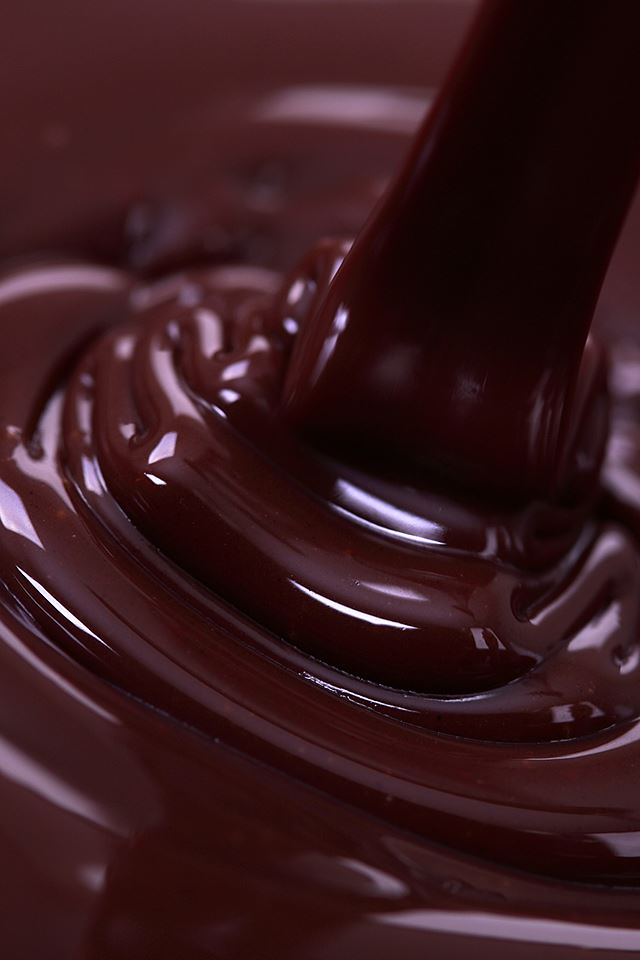 640x960 Chocolate - delicious iPhone 4s Wallpaper