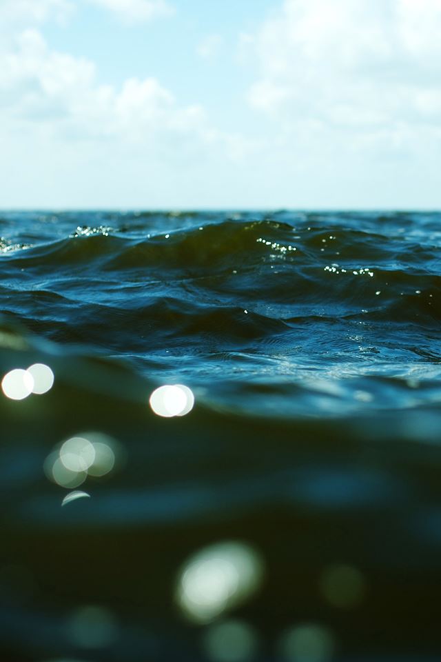 640x960 Surge Lake -  iPhone 4s Wallpaper