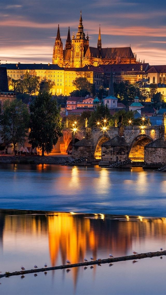 640x960 Czech Republic Czech Bridge City Praha Prague - architecture iPhone 4s Wallpaper
