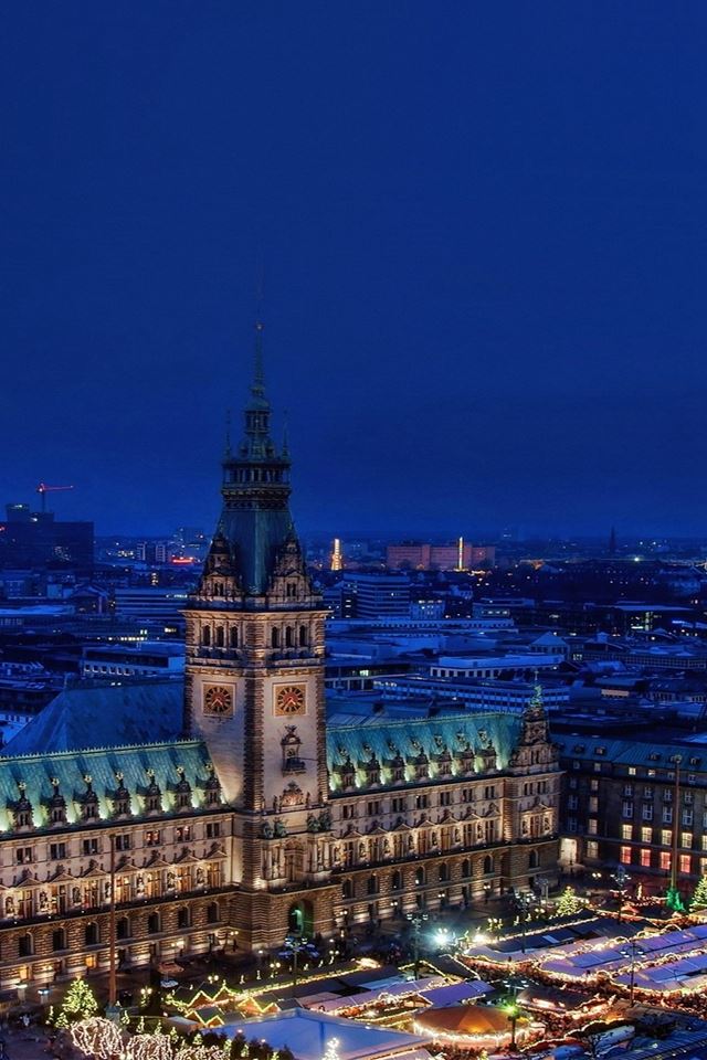 640x960 Blue night winter city -  iPhone 4s Wallpaper