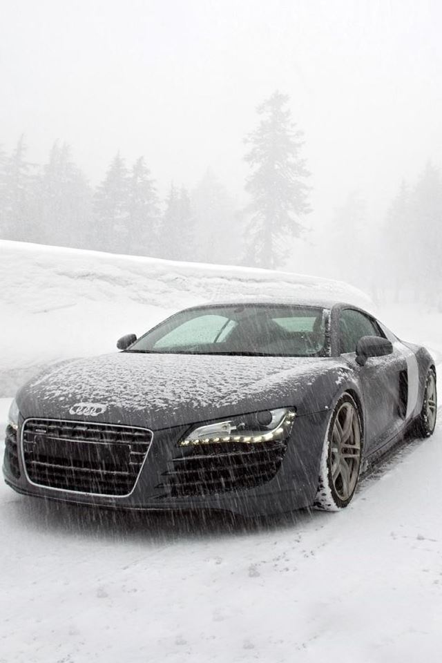 640x960 Audi R8 in Snow - sports iPhone 4s Wallpaper