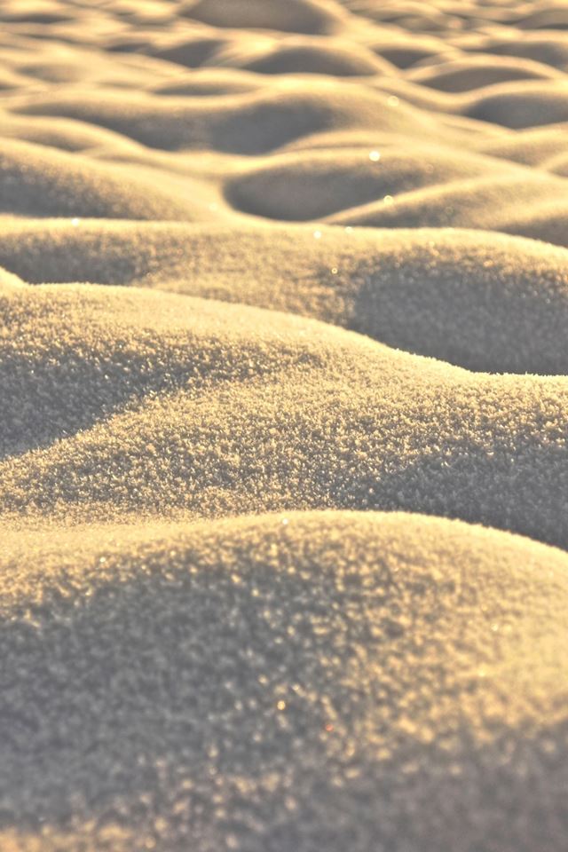 640x960 Sand Hills - hot iPhone 4s Wallpaper