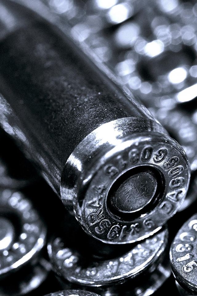 640x960 Silver Bullets -  iPhone 4s Wallpaper