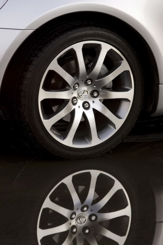 640x960 Lexus SC 430 wheel reflection - wheel iPhone 4s Wallpaper