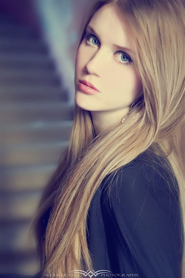 640x960 Beauty -  iPhone 4s Wallpaper