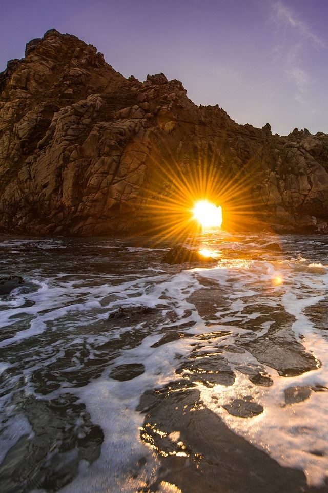 640x960 Pfeiffer Beach - sunshine iPhone 4s Wallpaper