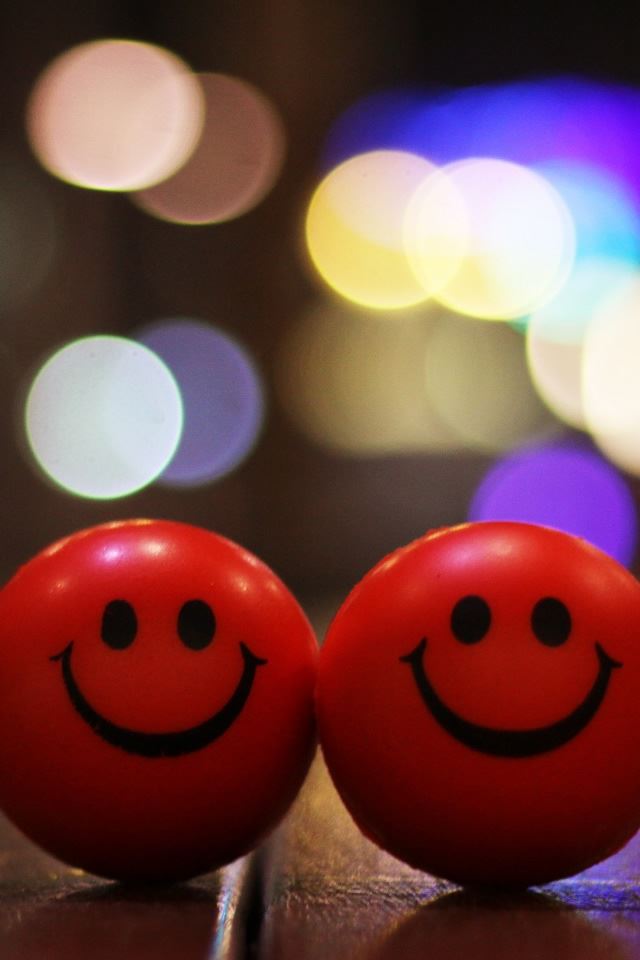 640x960 Happy Smiley - happy iPhone 4s Wallpaper