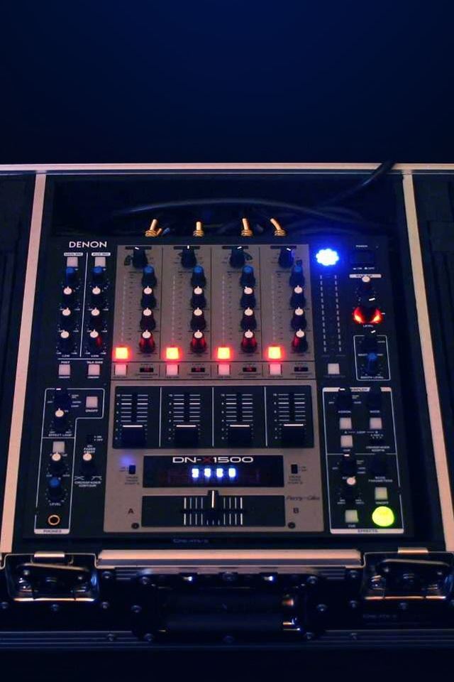 640x960 Denon - sound iPhone 4s Wallpaper