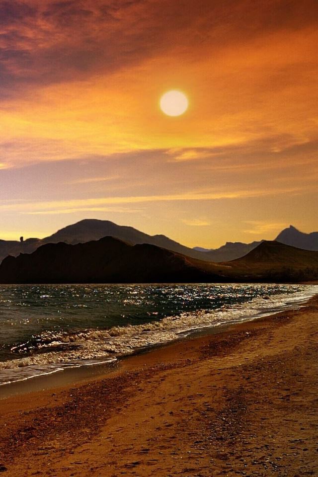 640x960 Crimea Beach - sun iPhone 4s Wallpaper