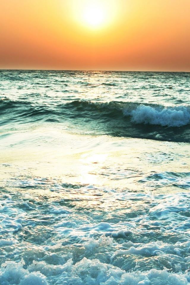 640x960 Sunset Near Sea - water iPhone 4s Wallpaper