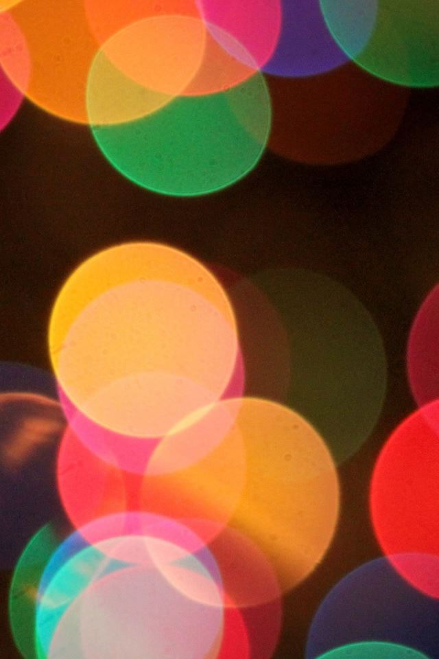 640x960 The First Bokeh Of Christmas - circle iPhone 4s Wallpaper