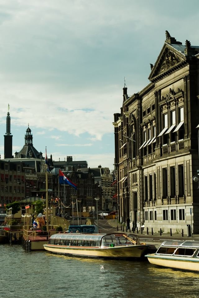 640x960 Rokin Amsterdam - house iPhone 4s Wallpaper