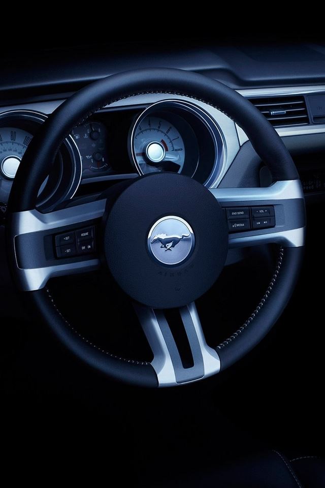 640x960 Ford Mustang Convertible Dashboard - mustang iPhone 4s Wallpaper