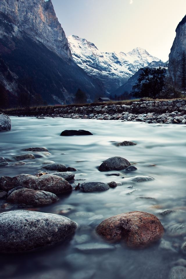 640x960 Lauterbrunnen Switzerland - snow iPhone 4s Wallpaper
