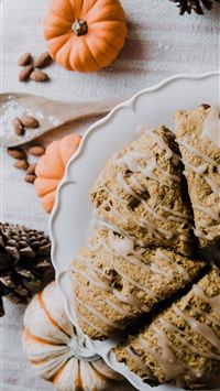baked cake on white ceramic plate wallpaper