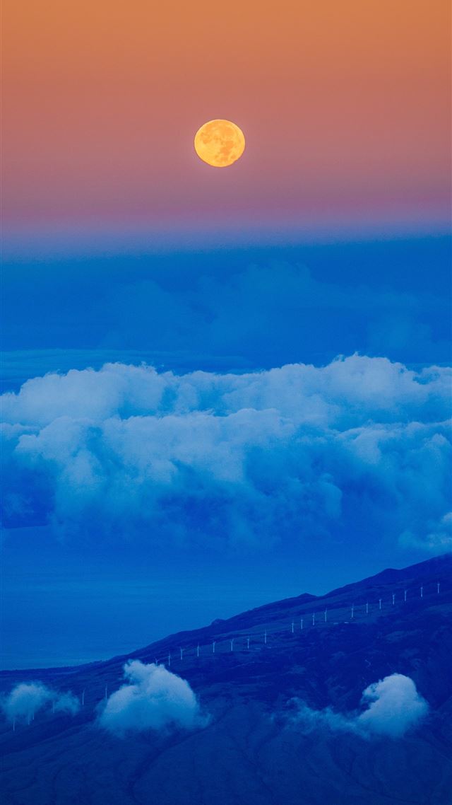 1080x1920 full moon and white clouds - moon iPhone 8 Wallpaper