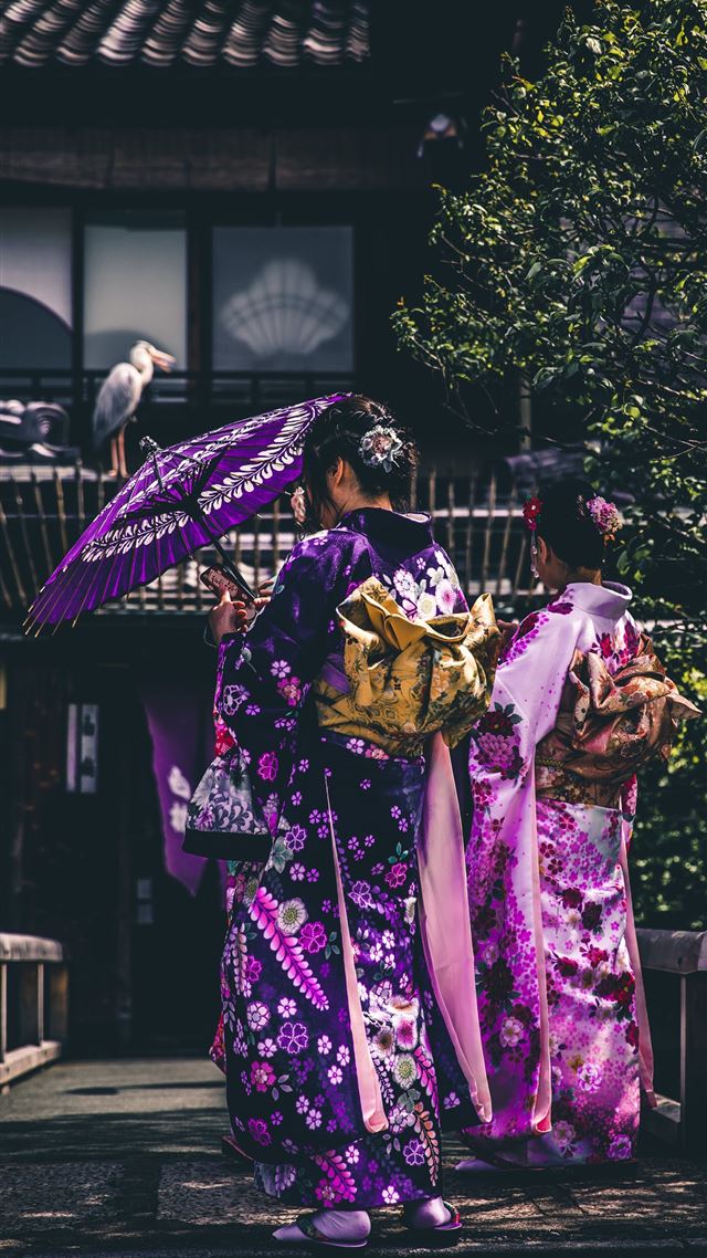 1080x1920 two women in purple and pink kimono - japan iPhone 8 Wallpaper