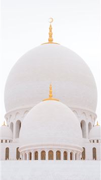 white mosque during daytime wallpaper