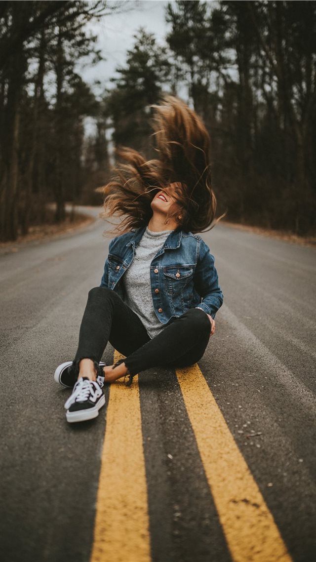 2 Wallpapers In laugh Wallpapers For iPhone 8