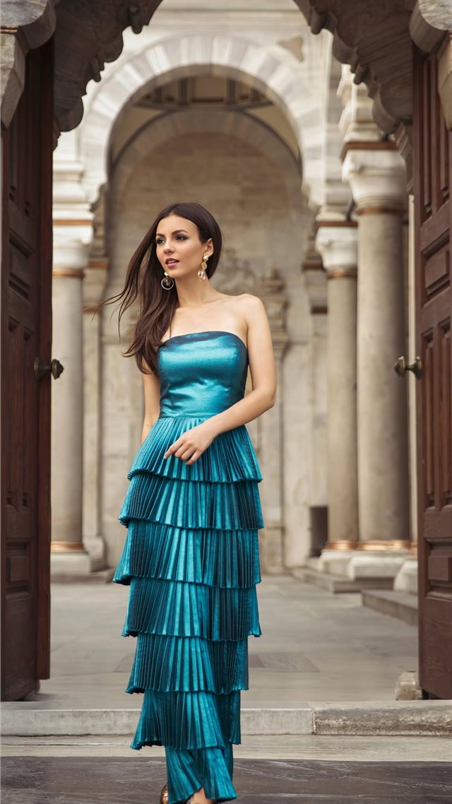 2 Wallpapers In Victoria Justice Wallpapers For iPhone 8