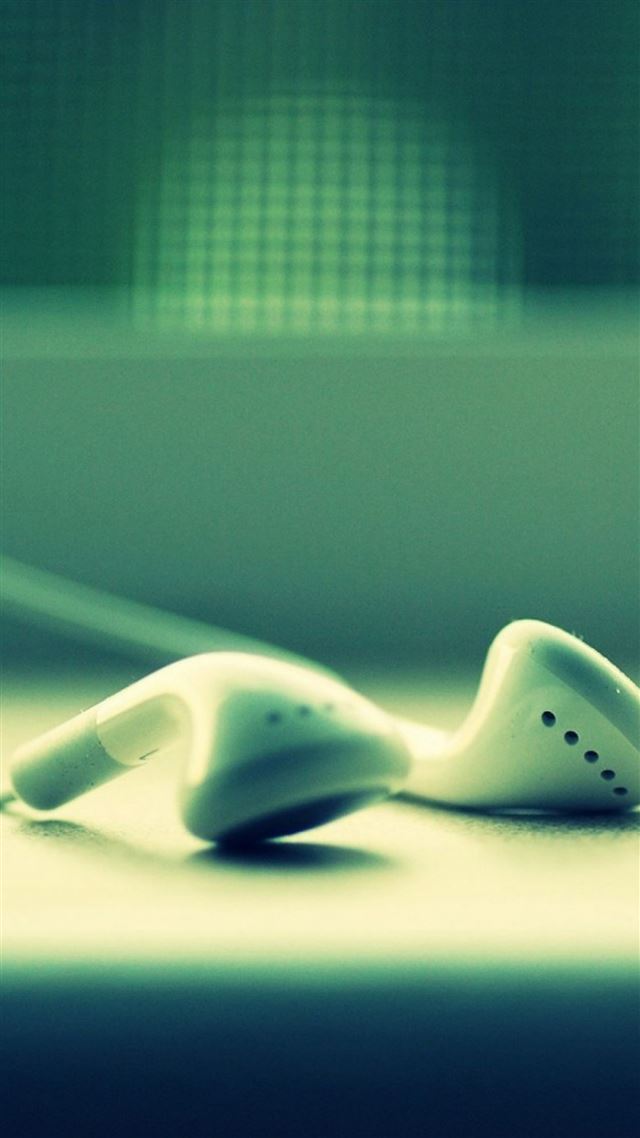 1080x1920 iPod Headphones Closeup -  iPhone 8 Wallpaper