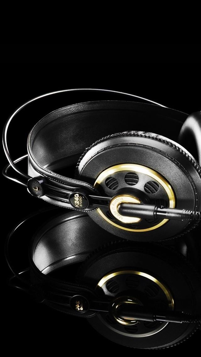1080x1920 Studio Headphones Black Gold - technology iPhone 8 Wallpaper