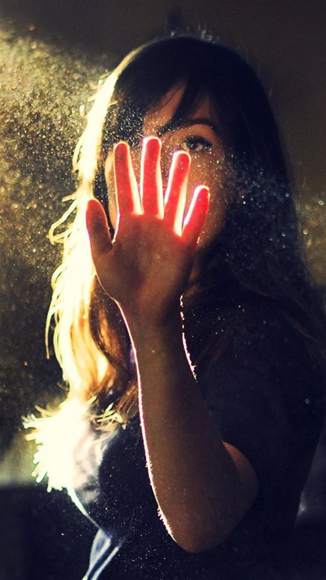 1080x1920 Sweet Girl Touch Sunlight Dust - brown iPhone 8 Wallpaper