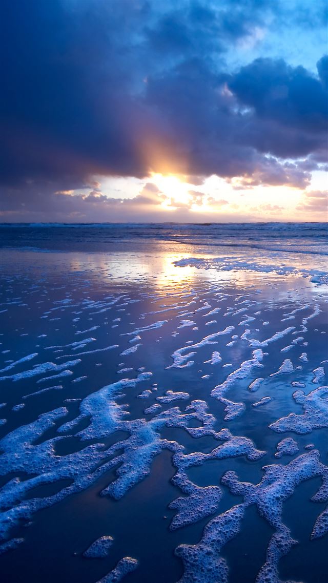 1080x1920 Exclusive Beach At Dusk - skyscape iPhone 8 Wallpaper