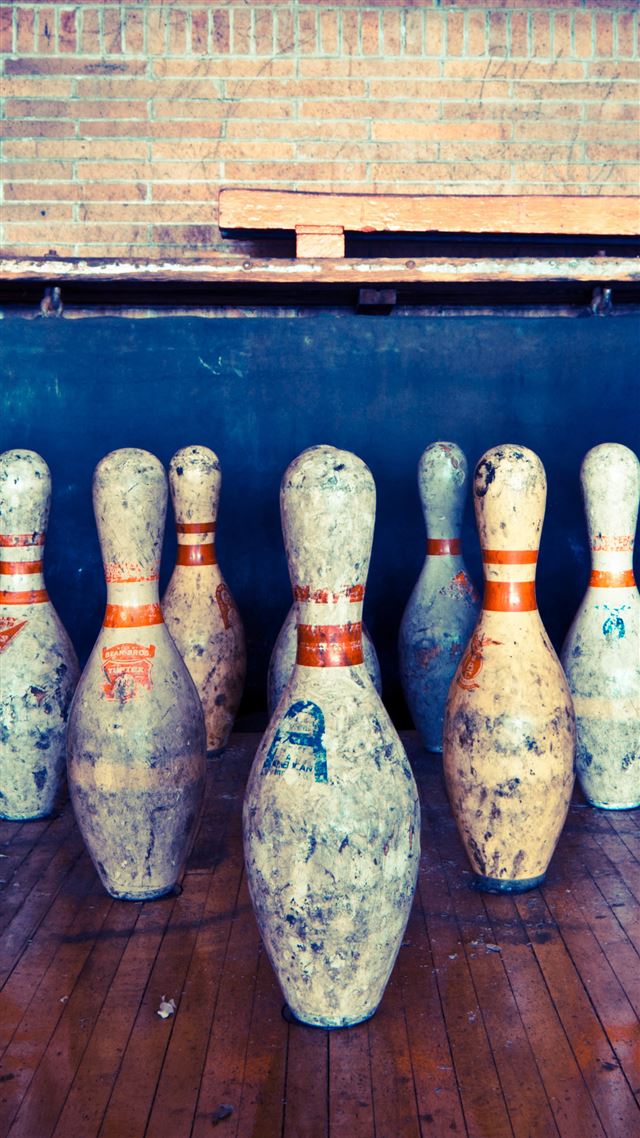 1080x1920 Dilapidated Bowling Stadium Board -  iPhone 8 Wallpaper