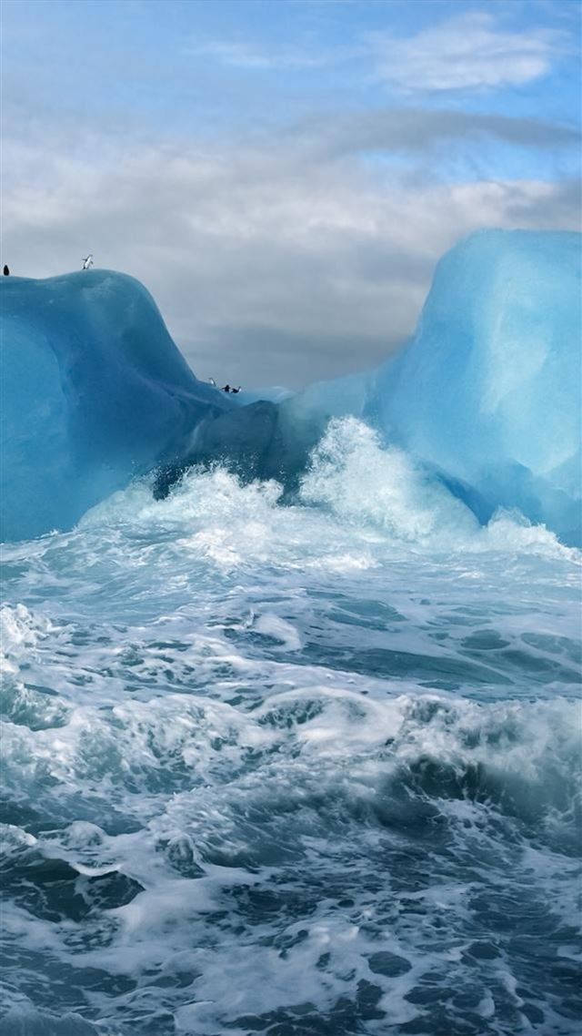 1080x1920 Ocean Surging Wave Penguin Iceberg - bright iPhone 8 Wallpaper