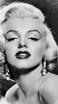 Marilyn Monroe Sexy Classic Face Portrait wallpaper