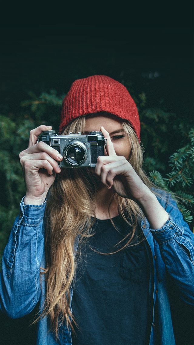 1080x1920 Photo Taking Girl Green Cute -  iPhone 8 Wallpaper
