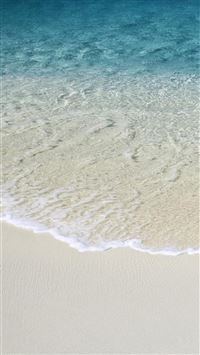 Bright Summer Cool Beach Wave wallpaper