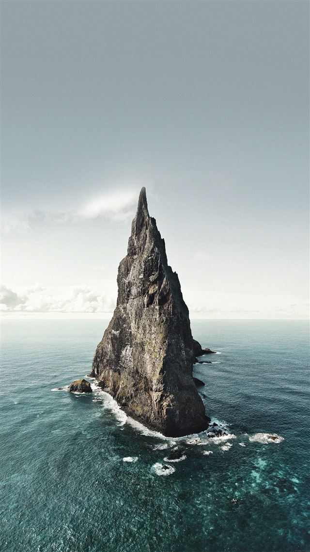 1080x1920 Vast Ocean Rock Landscape - mountain iPhone 8 Wallpaper
