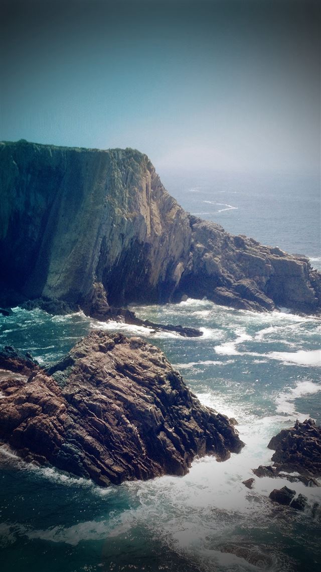 1080x1920 Wave Rock Sea Water Nature Blue Vignette - surging iPhone 8 Wallpaper