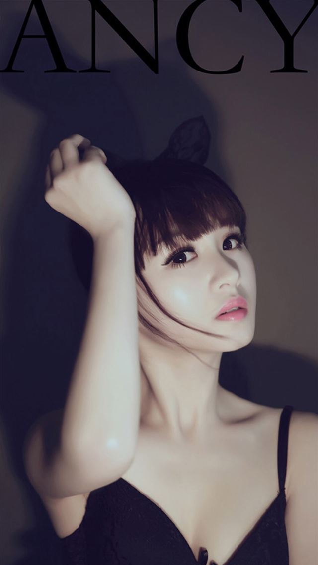 1080x1920 Tempting Cute Girl Model Photography - photography iPhone 8 Wallpaper