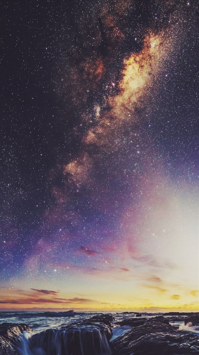 1080x1920 The Cattle Hill Aurora Landscape - starry iPhone 8 Wallpaper