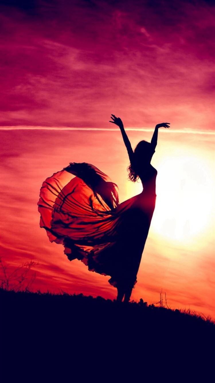 Aesthetic Dancing Sunshine Beauty Girl iPhone 8 Wallpapers Free Download