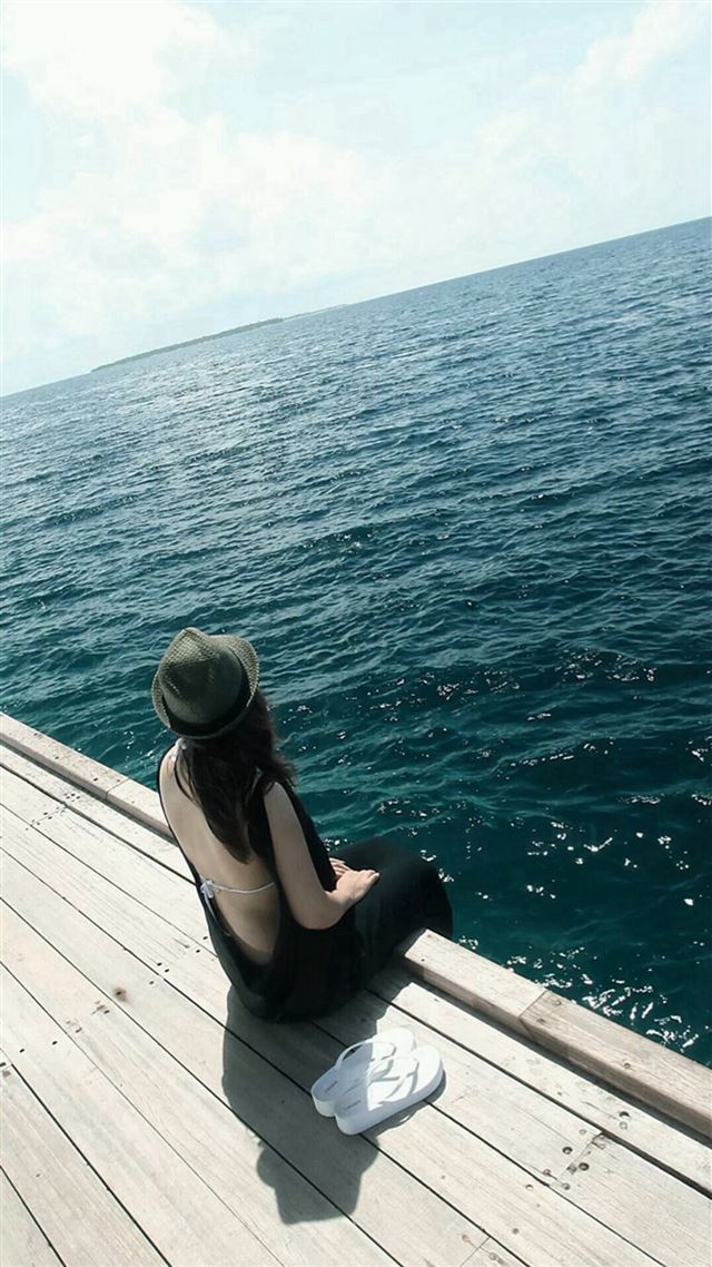 1080x1920 Sunny Ocean Lonely Sitting Girl Back - sunny iPhone 8 Wallpaper