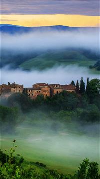 Tuscany Clouds And Mountains wallpaper