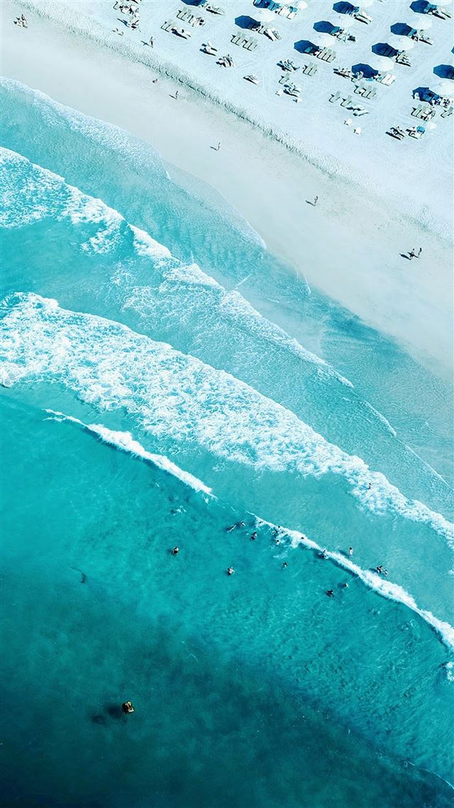 1080x1920 Vacation Ocean View Top Summer Green - bright iPhone 8 Wallpaper