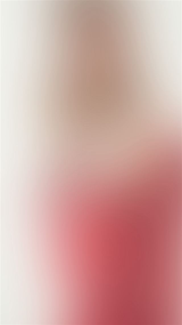 1080x1920 Soft Her Standing Gradation Blur Red - aesthetic iPhone 8 Wallpaper