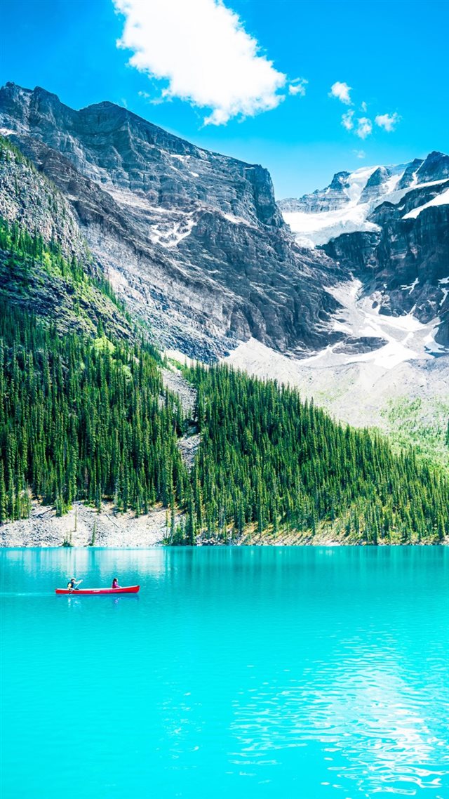 750x1334 Pure Clear Lake Mountain Scenery - bright iPhone 8 Wallpaper