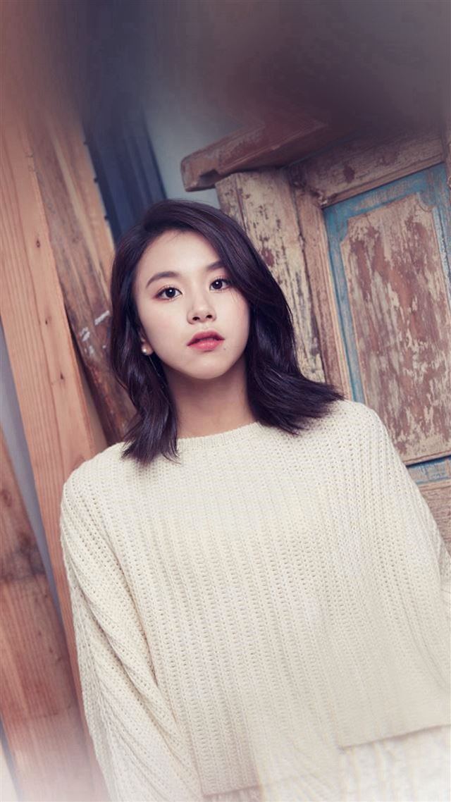 1080x1920 Kpop Girl Beauty Bokeh Blur - kpop iPhone 8 Wallpaper
