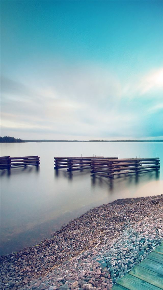 1080x1920 Lake Calm Nature Beautiful Sea Water Blue Flare - sea water iPhone 8 Wallpaper
