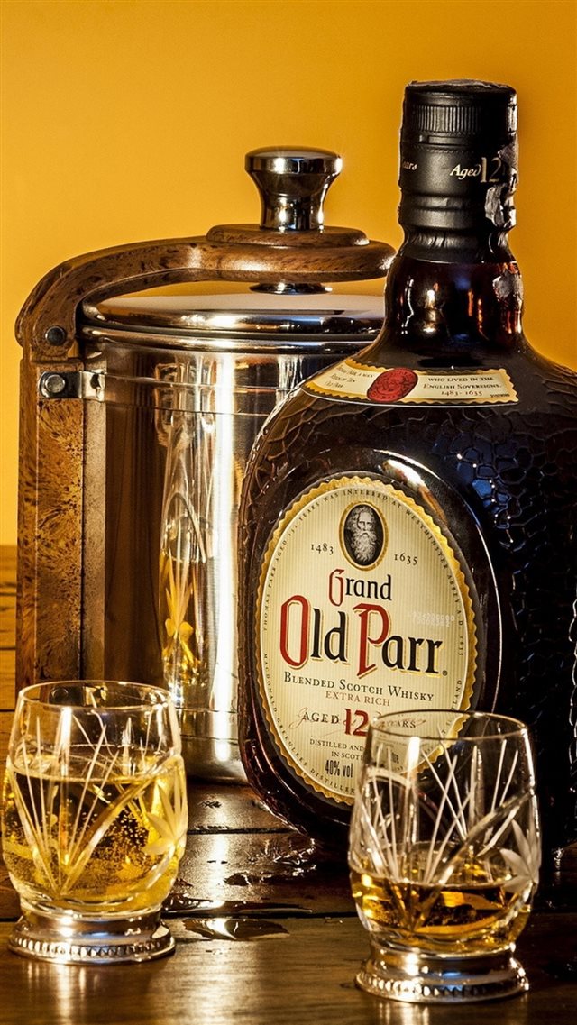 1080x1920 Whiskey Wine Glasses Bottle Carafe Table - table iPhone 8 Wallpaper