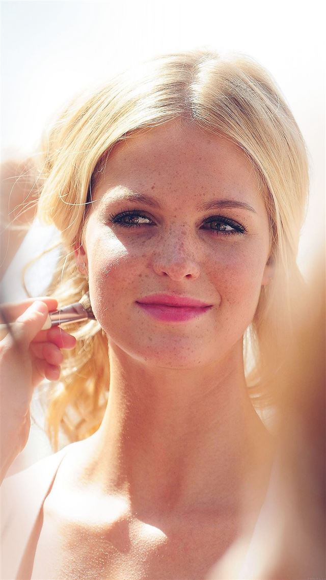 1080x1920 Victoria Secret Model Blonde Lovely Face Girl - victoria secret iPhone 8 Wallpaper