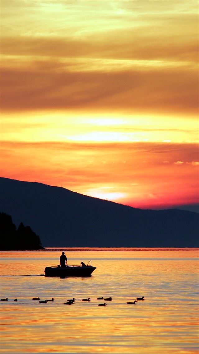 1080x1920 Sunset River Mountain Sky Afternoon - ripple iPhone 8 Wallpaper