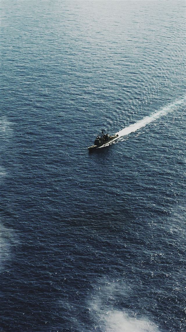1080x1920 Sea sunny day pacific - sea iPhone 8 Wallpaper