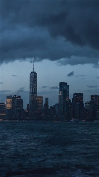 Night city panorama sea shore iPhone 6(s)~8(s) wallpaper